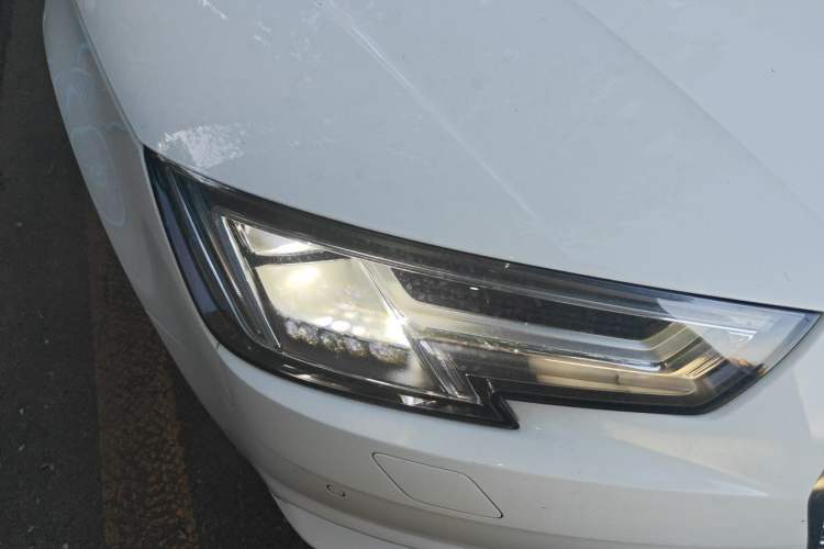 Used Audi A4L 2017 Plus 40 TFSI Fashion Model Right Front Headlight