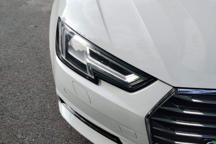 Used Audi A4L 2017 Plus 40 TFSI Fashion Model Right Front Headlight