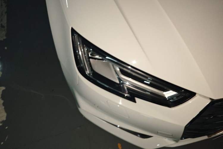Used Audi A4L 2017 Plus 45 TFSI quattro Sport model Right Front Headlight