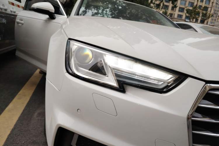Used Audi A4L 2017 Plus 40 TFSI Ambition Model Right Front Headlight
