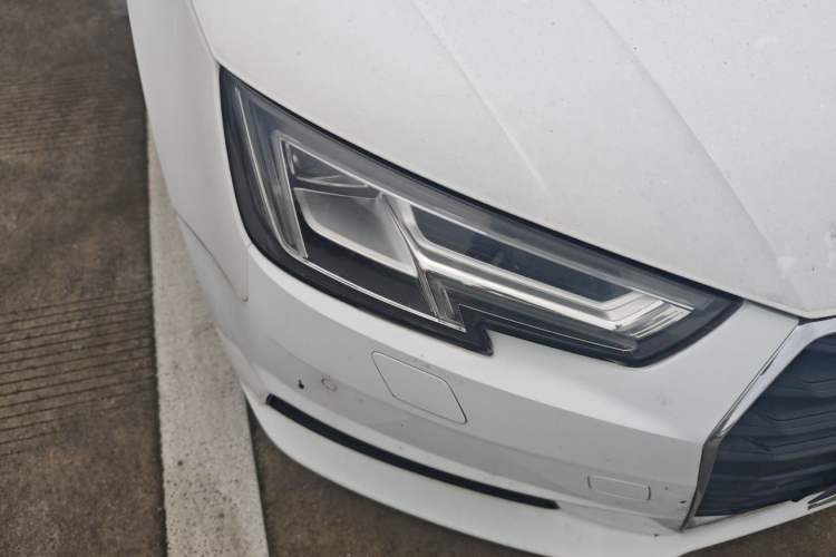 Used Audi A4L 2017 40 TFSI Fashion Model Right Front Headlight