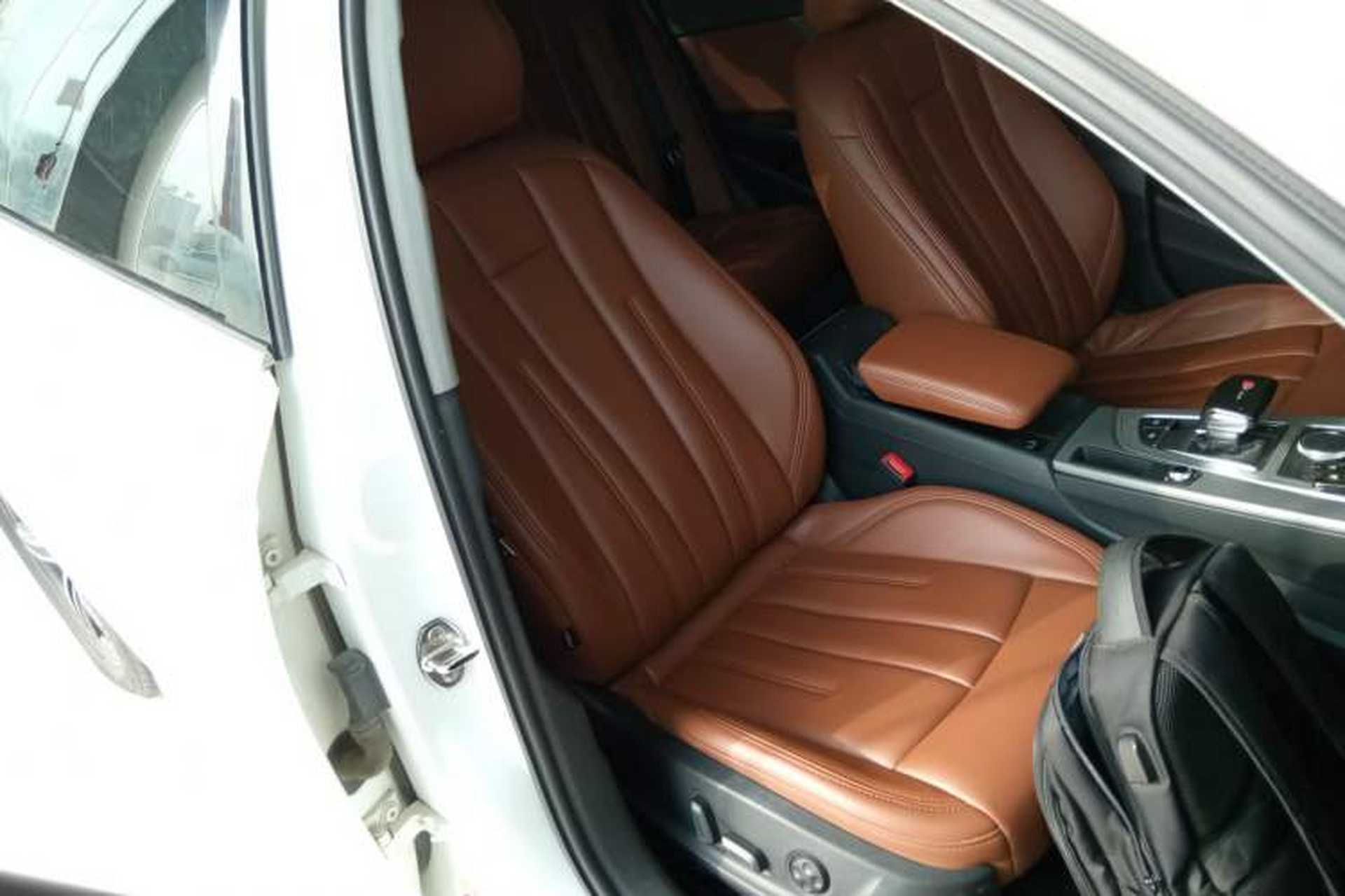 Used Audi A4L 2017 40 TFSI Ambition Edition Right Front Seat