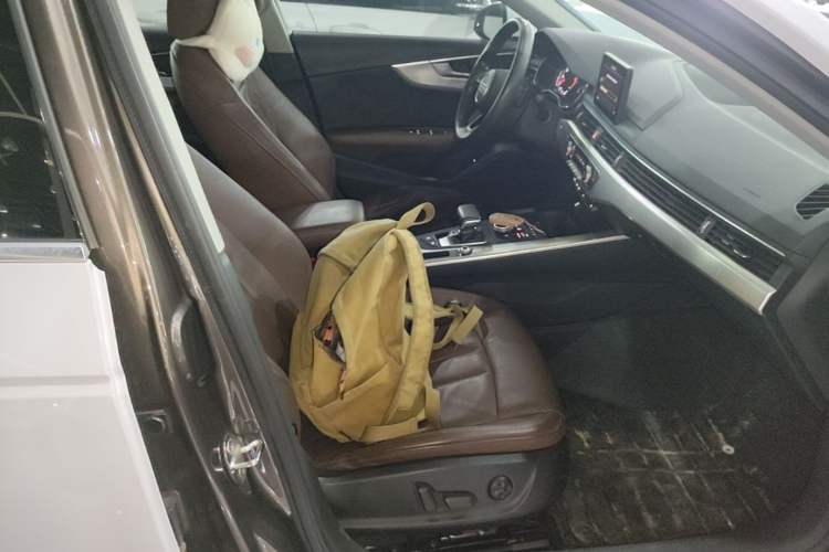 Used Audi A4L 2017 40 TFSI Fashion Model Right Front Seat