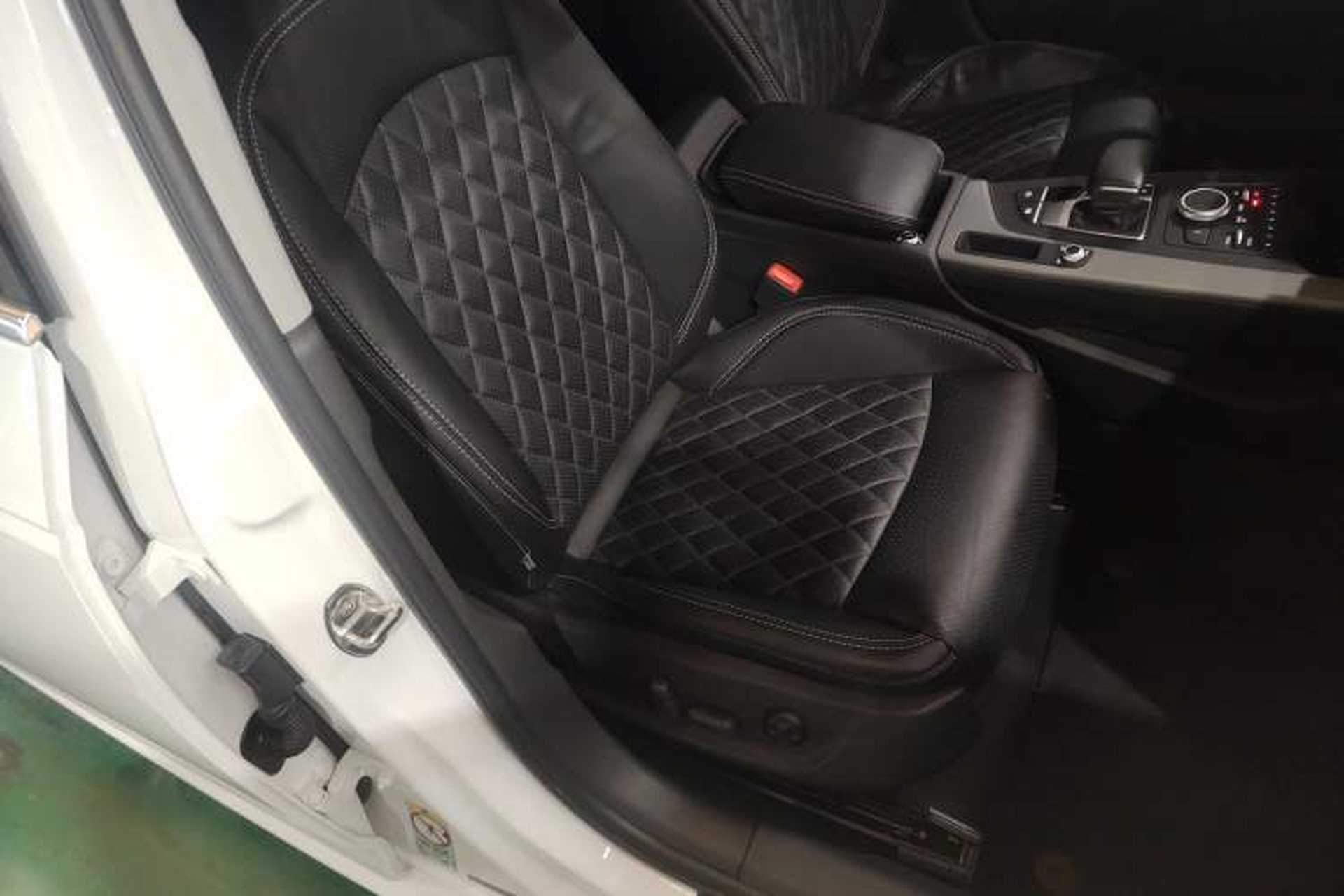 Used Audi A4L 2017 40 TFSI Ambition Edition Right Front Seat