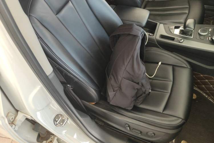 Used Audi A4L 2017 Plus 40 TFSI Ambition Model Right Front Seat