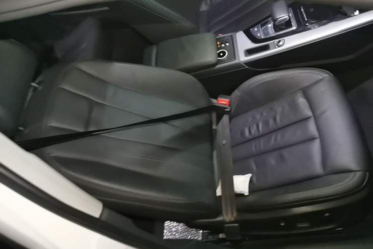 Used Audi A4L 2017 40 TFSI Fashion Model Right Front Seat