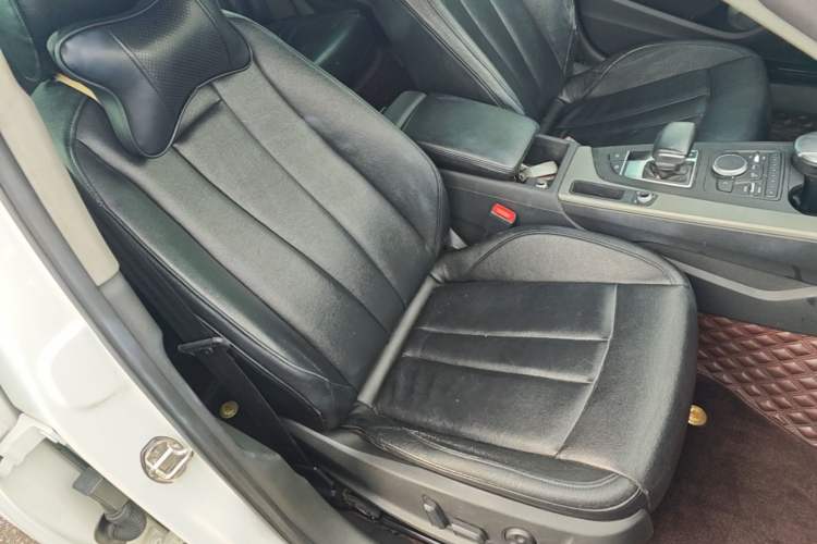 Used Audi A4L 2017 Plus 40 TFSI Ambition Model Right Front Seat