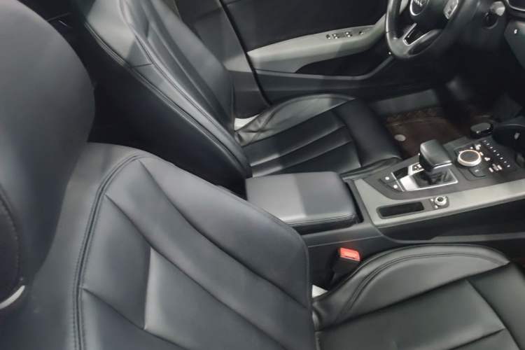 Used Audi A4L 2017 Plus 40 TFSI Ambition Model Right Front Seat