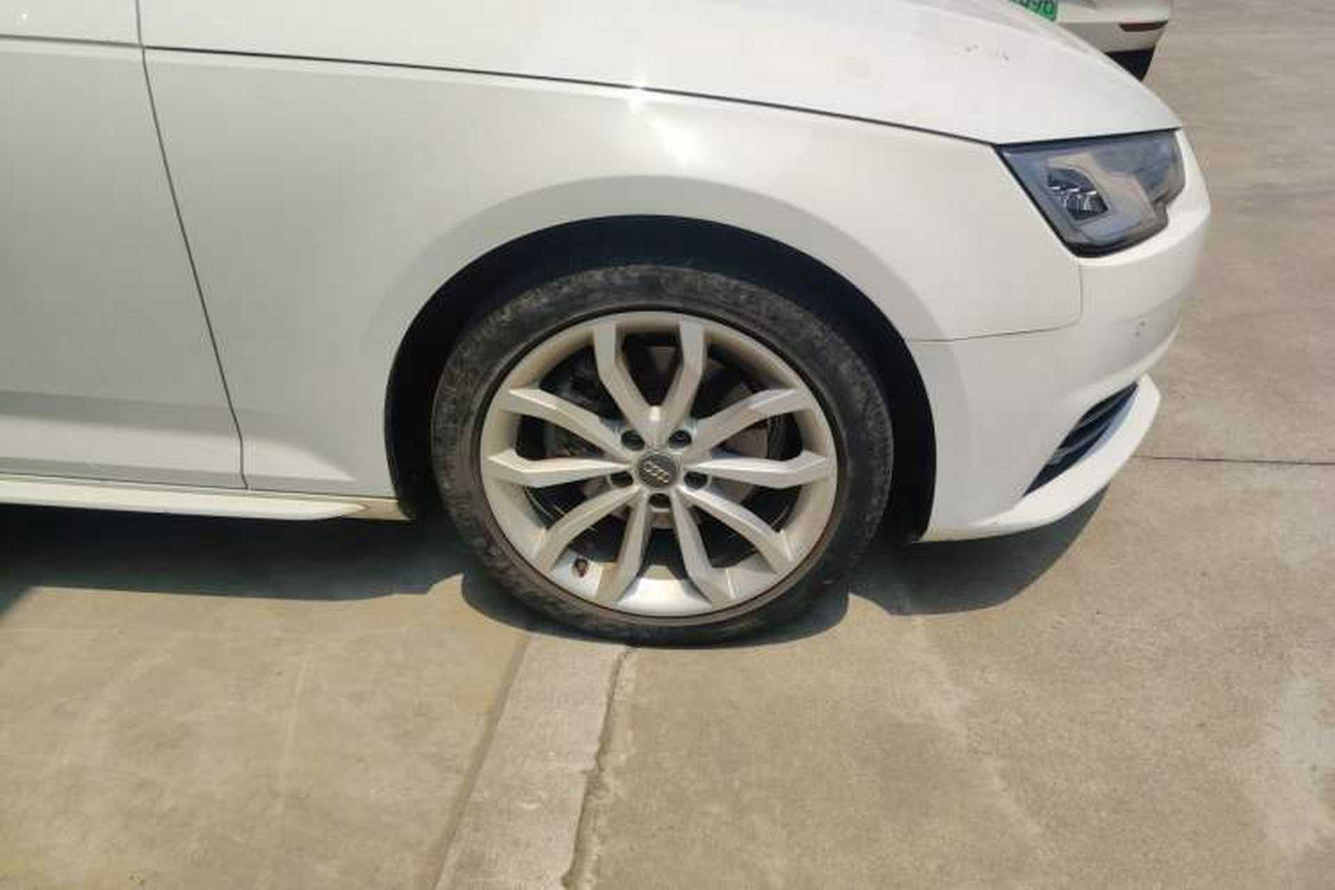 Used Audi A4L 2017 Plus 40 TFSI Ambition Model Right Front Wheel Hub
