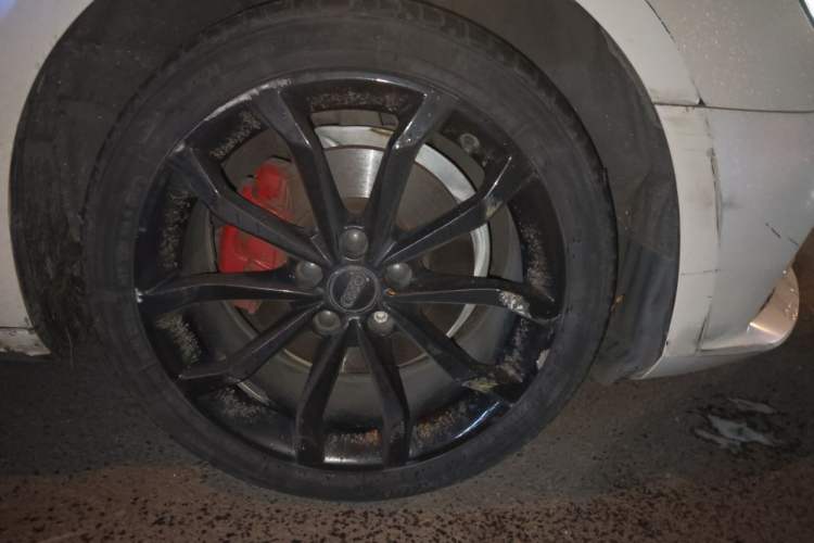 Used Audi A4L 2017 Plus 40 TFSI Style Edition Right Front Wheel Hub