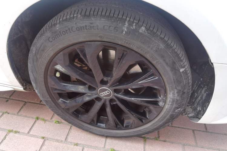 Used Audi A4L 2017 Plus 40 TFSI Ambition Model Right Front Wheel Hub