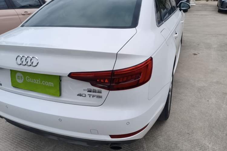 Used Audi A4L 2017 Plus 40 TFSI Ambition Model Right Rear Taillight