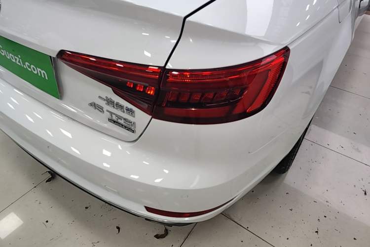 Used Audi A4L 2017 45 TFSI quattro Style Edition Right Rear Taillight