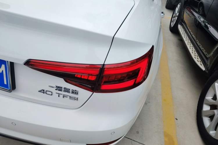Used Audi A4L 2017 40 TFSI Style Edition Right Rear Taillight