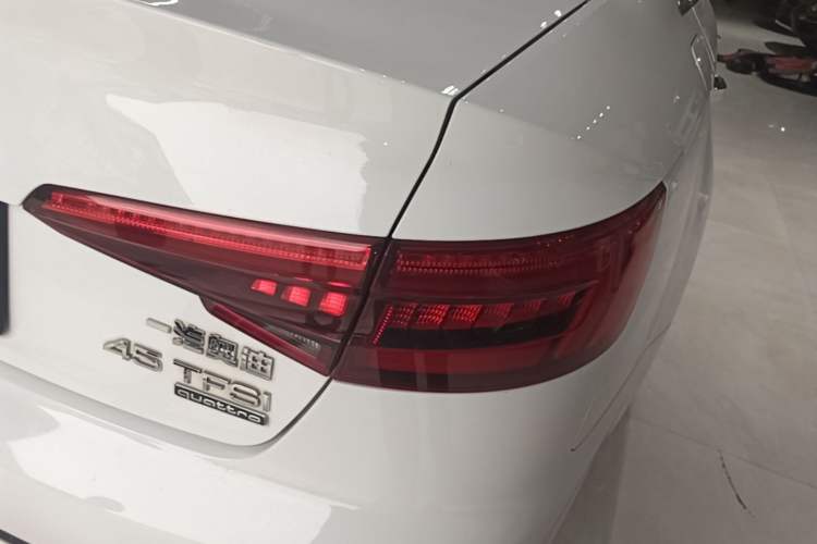 Used Audi A4L 2017 45 TFSI quattro Special Edition Right Rear Taillight