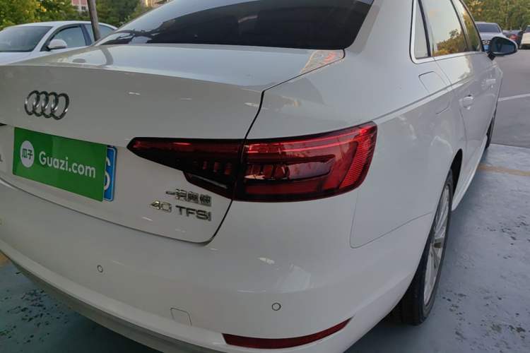 Used Audi A4L 2017 Plus 40 TFSI Ambition Model Right Rear Taillight