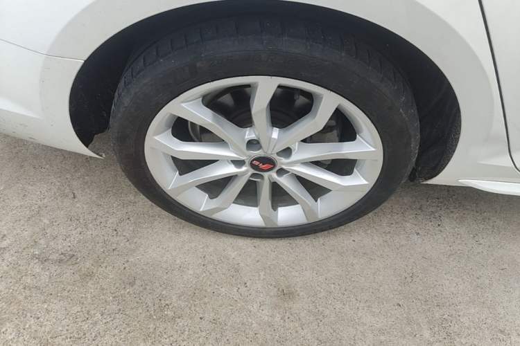 Used Audi A4L 2017 40 TFSI Style Edition Right Rear Wheel Hub