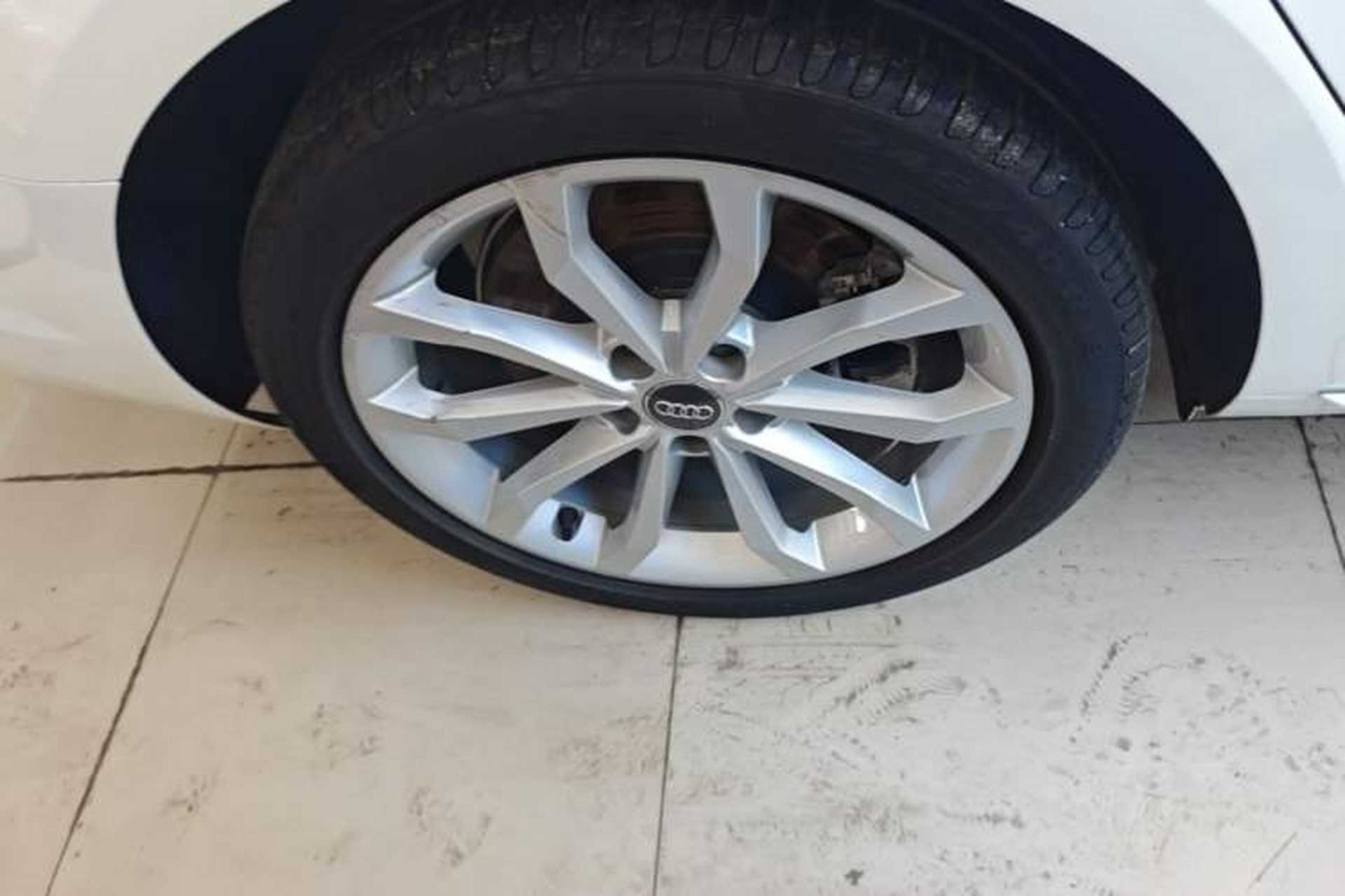 Used Audi A4L 2017 45 TFSI quattro Style Edition Right Rear Wheel Hub