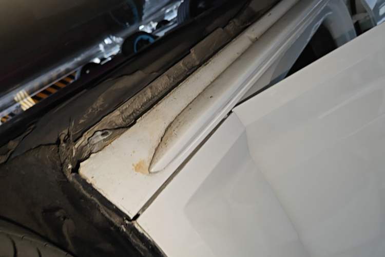 Used Audi A4L 2017 Plus 40 TFSI Fashion Model Right Side Sill