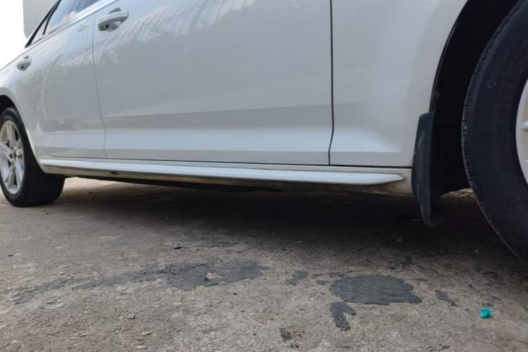 Used Audi A4L 2017 Plus 40 TFSI Ambition Model Right Side Sill