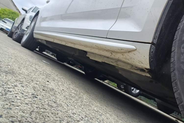 Used Audi A4L 2017 40 TFSI Fashion Model Right Side Sill