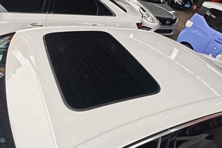 Used Audi A4L 2017 Plus 40 TFSI Ambition Model Roof