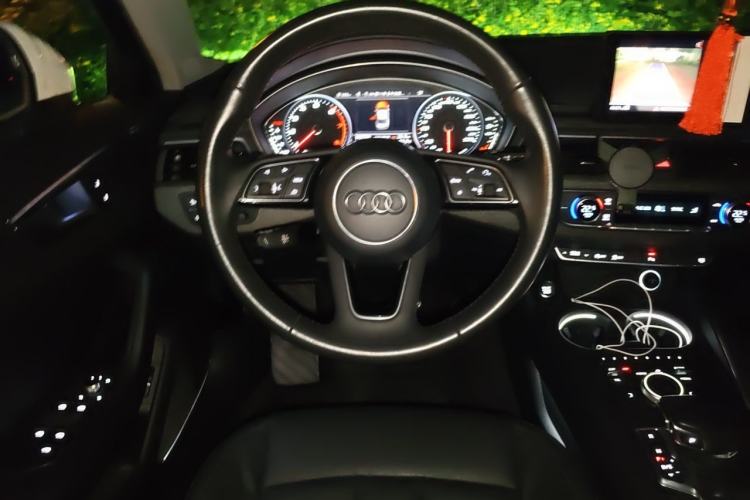 Used Audi A4L 2017 40 TFSI Ambition Edition Steering Wheel