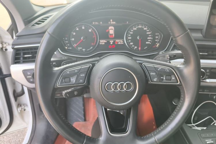 Used Audi A4L 2017 40 TFSI Style Edition Steering Wheel