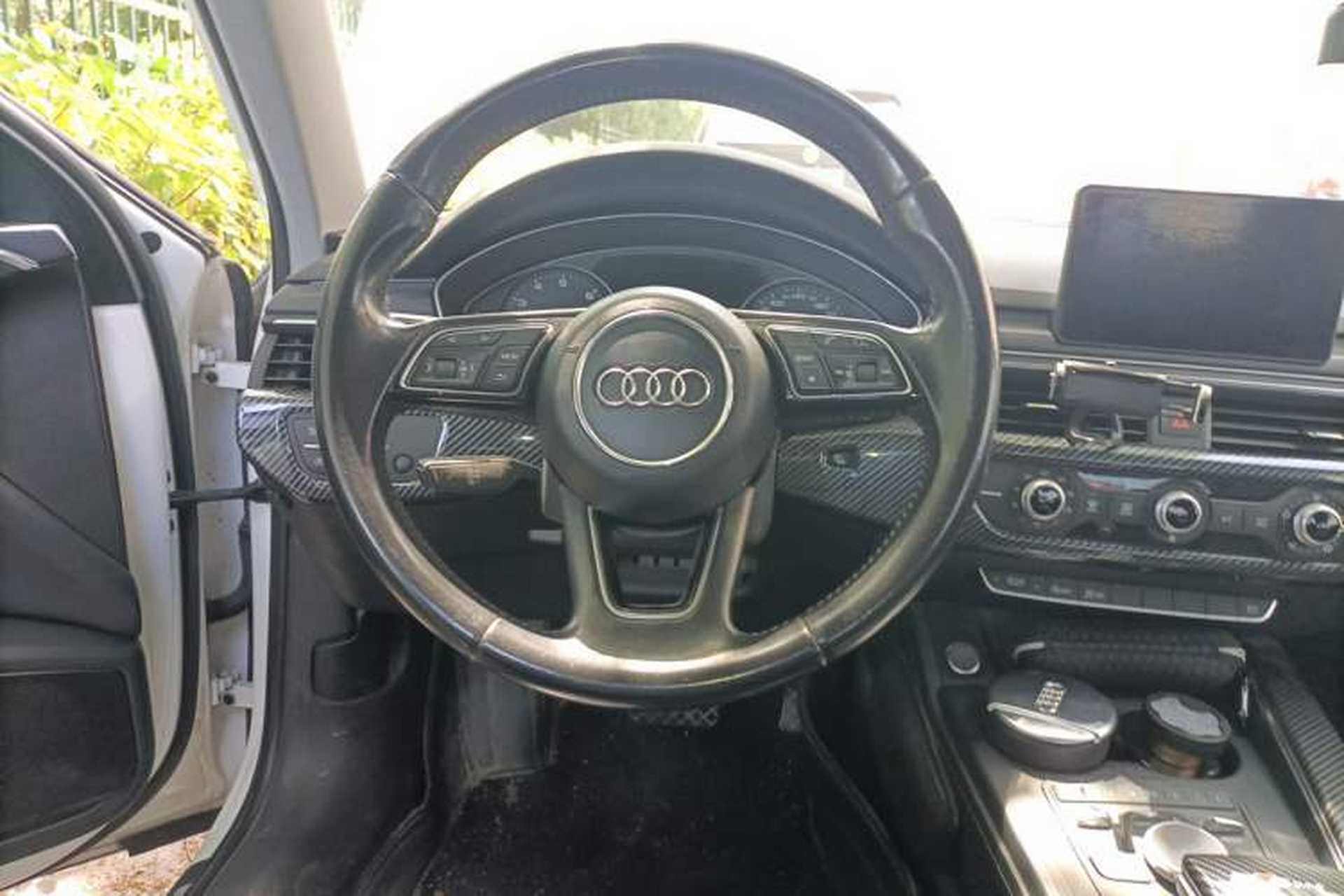 Used Audi A4L 2017 40 TFSI Ambition Edition Steering Wheel