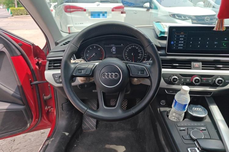 Used Audi A4L 2017 40 TFSI Ambition Edition Steering Wheel