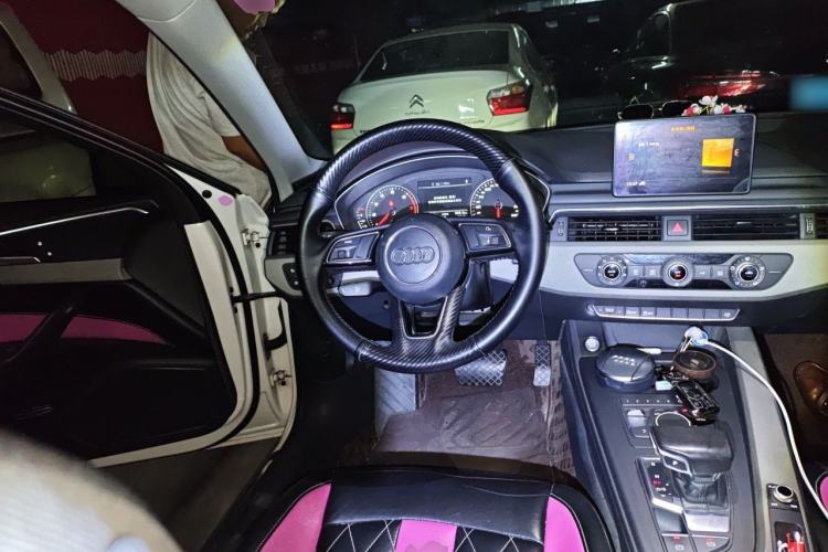 Used Audi A4L 2017 40 TFSI Ambition Edition Steering Wheel