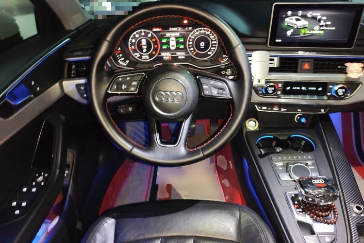 Used Audi A4L 2017 Plus 40 TFSI Fashion Model Steering Wheel