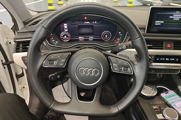 Used Audi A4L 2017 45 TFSI quattro Sport Edition Steering Wheel