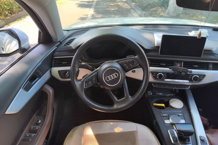 Used Audi A4L 2017 45 TFSI quattro Sport Edition Steering Wheel