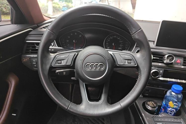 Used Audi A4L 2017 Plus 40 TFSI Style Edition Steering Wheel