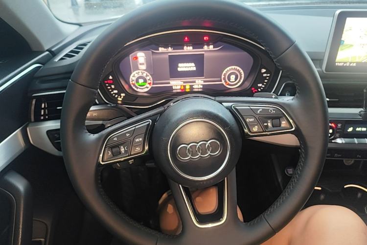 Used Audi A4L 2017 Plus 45 TFSI quattro Sport model Steering Wheel