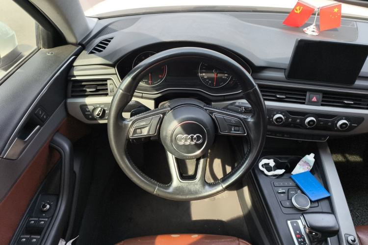 Used Audi A4L 2017 40 TFSI Ambition Edition Steering Wheel