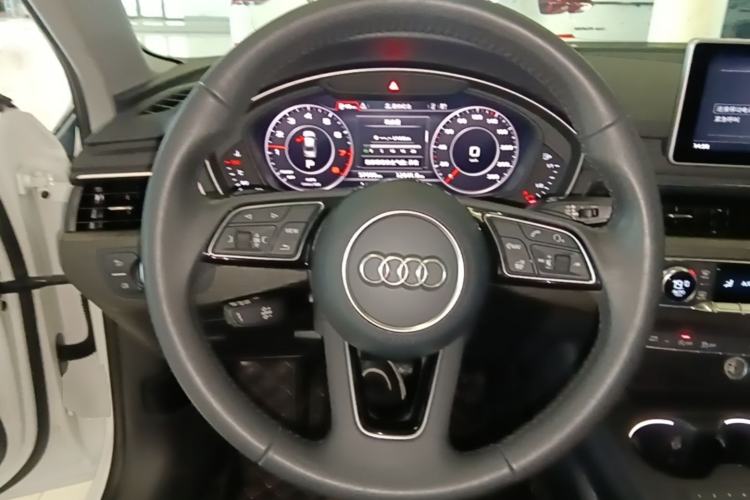 Used Audi A4L 2017 45 TFSI quattro Style Edition Steering Wheel