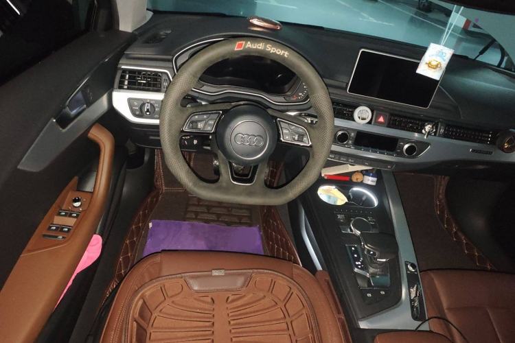 Used Audi A4L 2017 Plus 45 TFSI quattro Sport model Steering Wheel