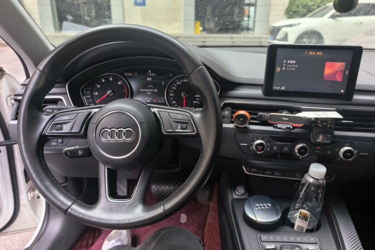 Used Audi A4L 2017 40 TFSI Ambition Edition Steering Wheel