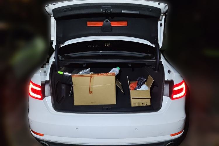 Used Audi A4L 2017 40 TFSI Ambition Edition Trunk