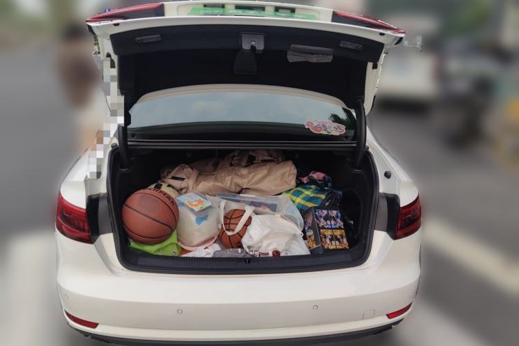 Used Audi A4L 2017 40 TFSI Fashion Model Trunk