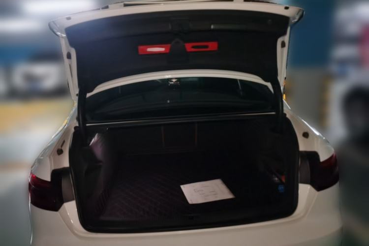 Used Audi A4L 2017 40 TFSI Ambition Edition Trunk