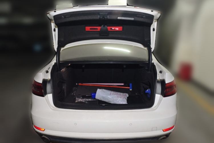 Used Audi A4L 2017 40 TFSI Style Edition Trunk