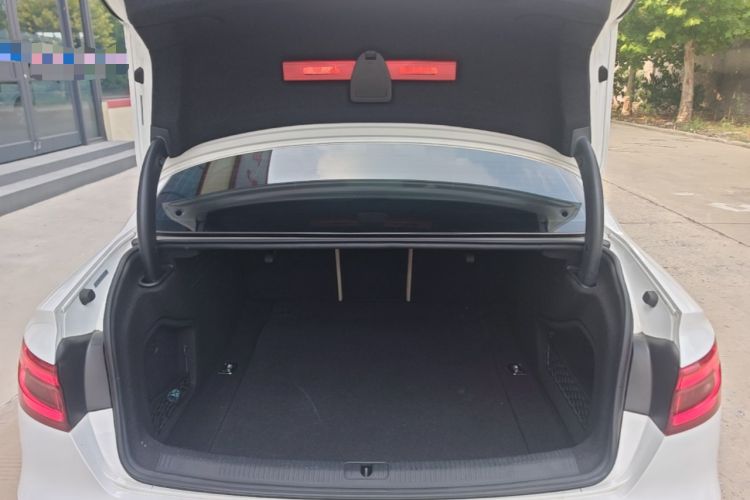 Used Audi A4L 2017 40 TFSI Style Edition Trunk