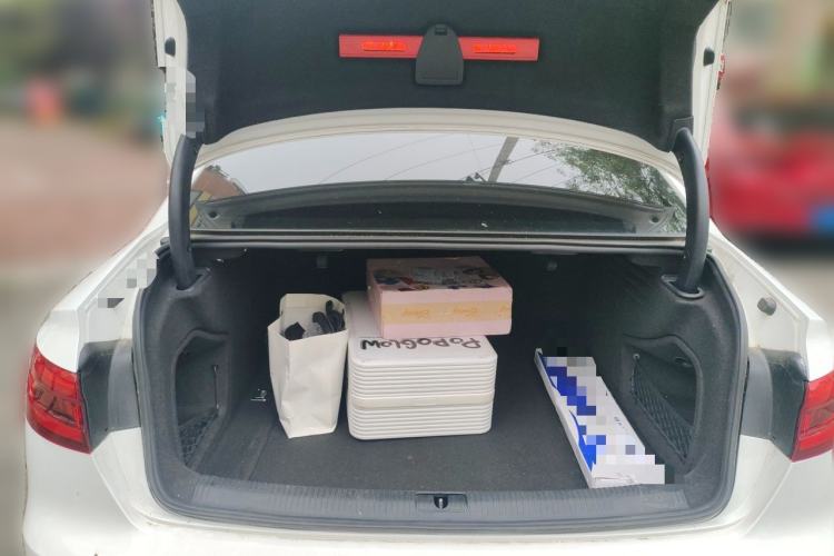 Used Audi A4L 2017 40 TFSI Fashion Model Trunk