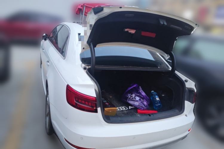 Used Audi A4L 2017 Plus 40 TFSI Fashion Model Trunk