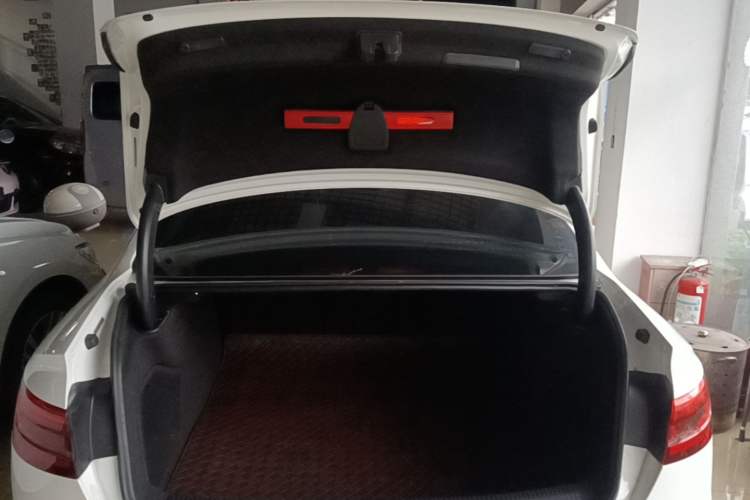 Used Audi A4L 2017 Plus 40 TFSI Ambition Model Trunk