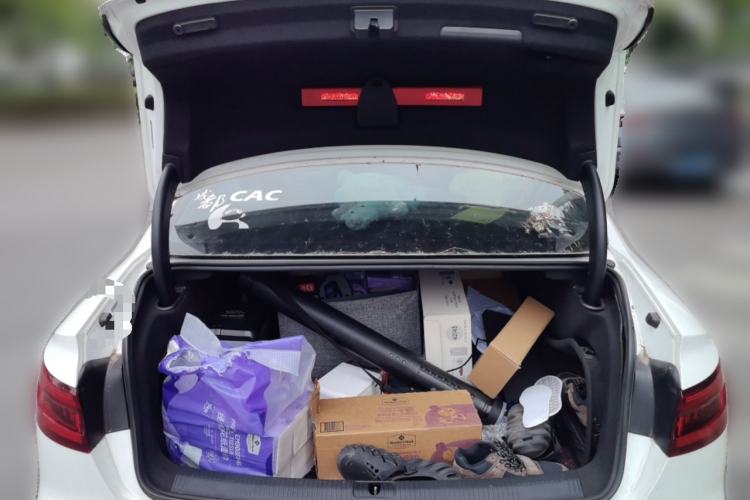 Used Audi A4L 2017 Plus 40 TFSI Fashion Model Trunk