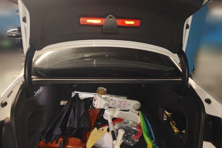 Used Audi A4L 2017 40 TFSI Fashion Model Trunk
